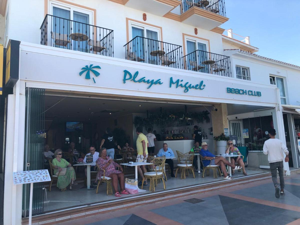 Apartamento Totalmente Reformado Con Piscina Y Jardines Al Lado De La Playa De La Carihuela 托雷莫利诺斯 外观 照片