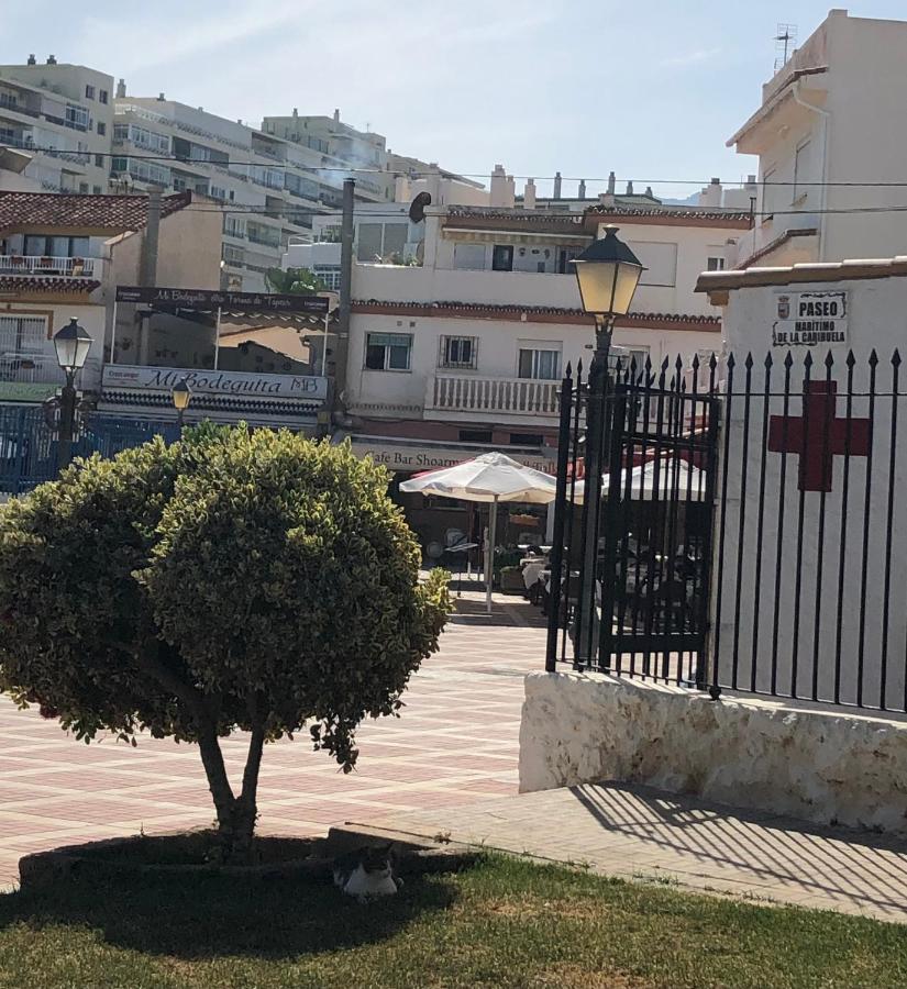 Apartamento Totalmente Reformado Con Piscina Y Jardines Al Lado De La Playa De La Carihuela 托雷莫利诺斯 外观 照片